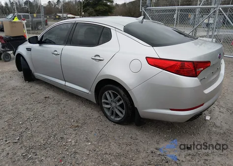 2013 Kia Optima Lx z USA, uszkodzony, nr VIN KNAGM4A77D5361401